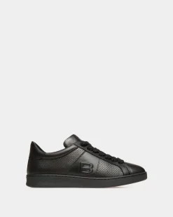 Adrien Brody Travel Collection Sneaker In Black Leather