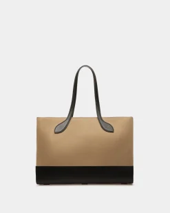 Bar Tote Bag In Sand And Black Fabric