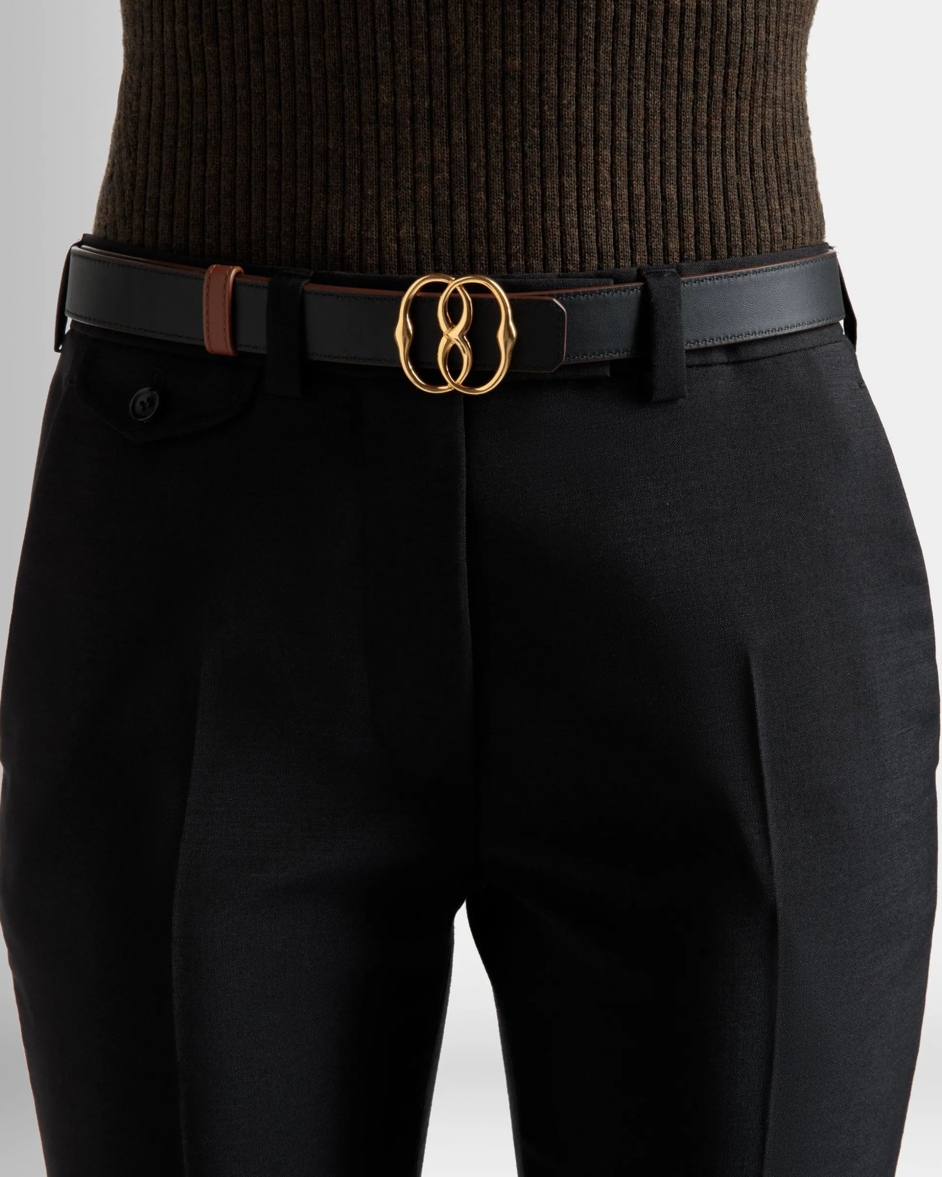 Emblem 25mm Belt In Brown Leather