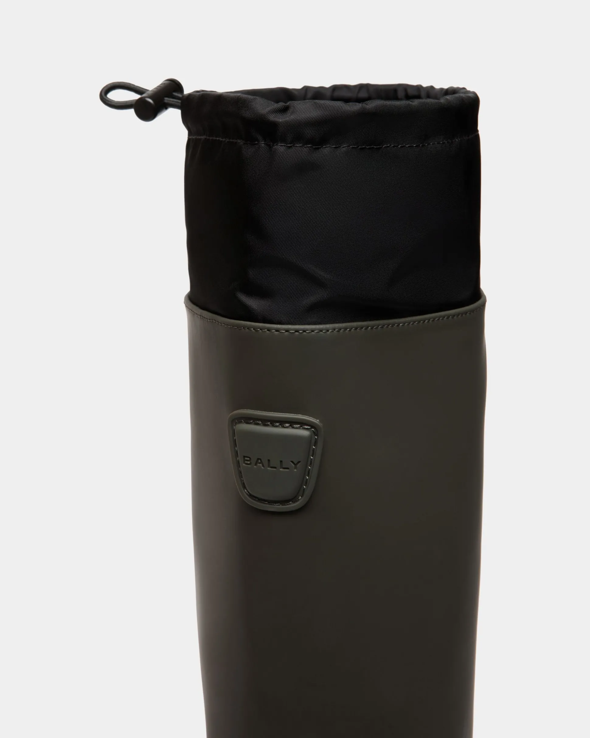 Frei Boot in Military Green Rubberized Leather