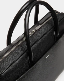 Oeden Briefcase In Black Leather