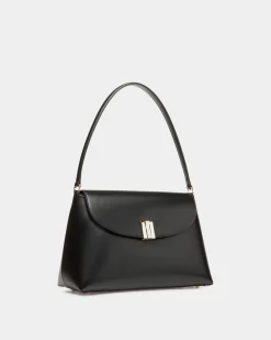 Ollam Shoulder Bag In Black Leather