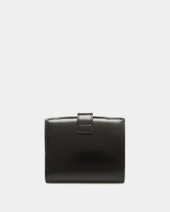 Ollam Wallet in Black Brushed Leather