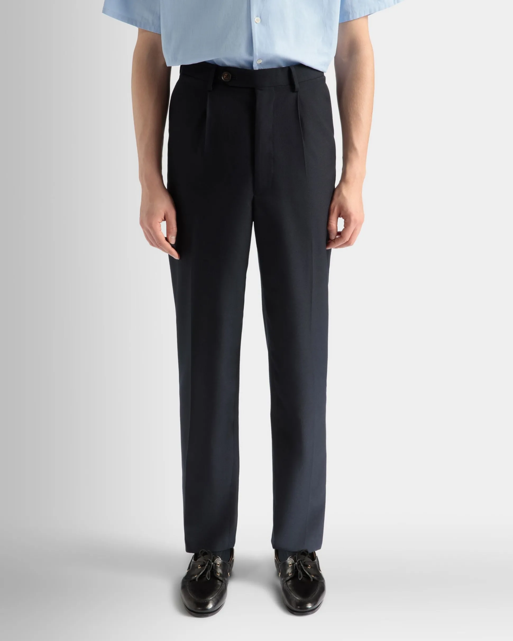 Pants in Navy Blue Wool Blend