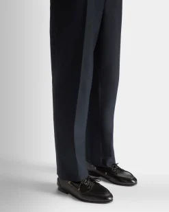 Plume Moccasin in Black Leather