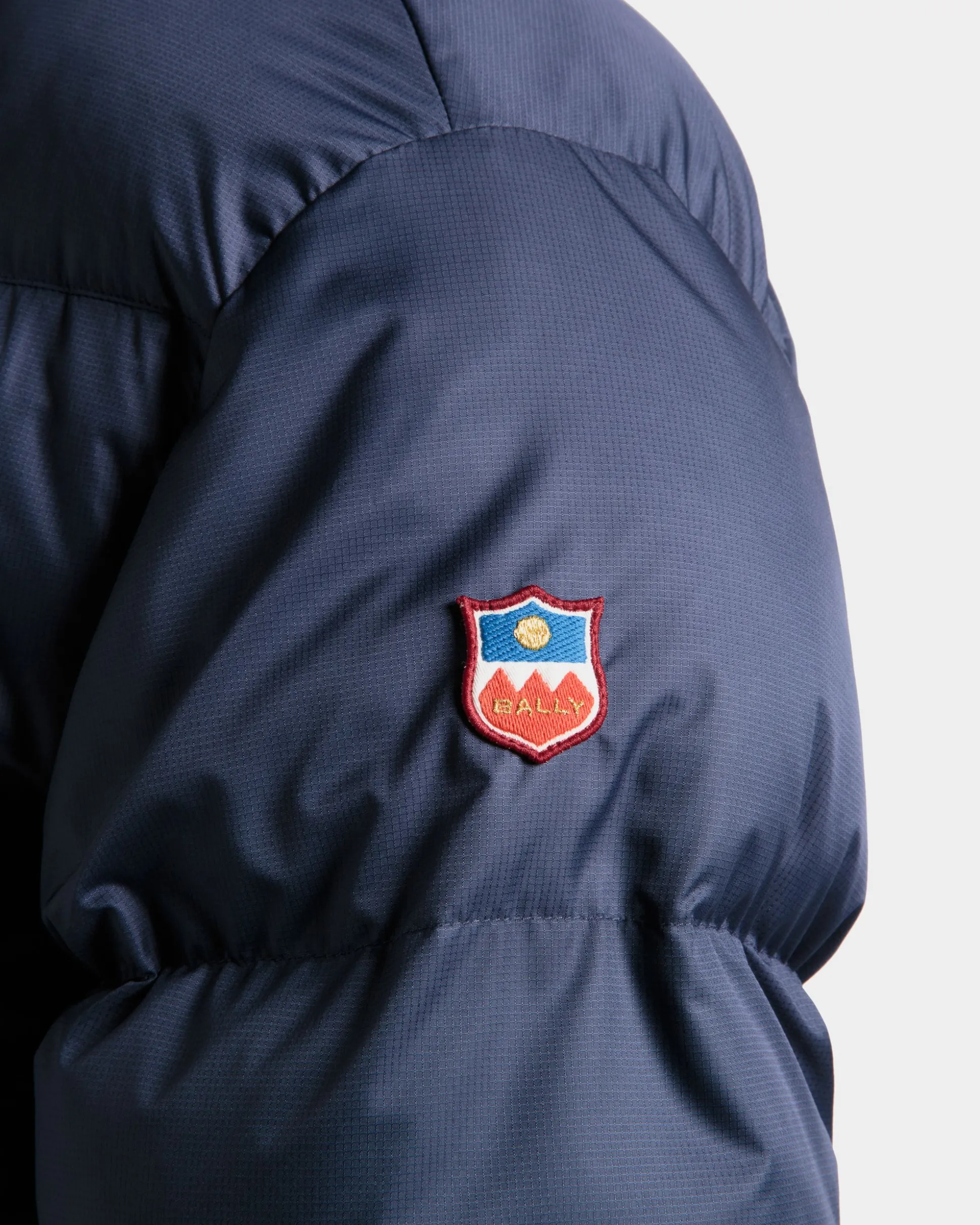 Puffer Jacket in Navy Blue Nylon