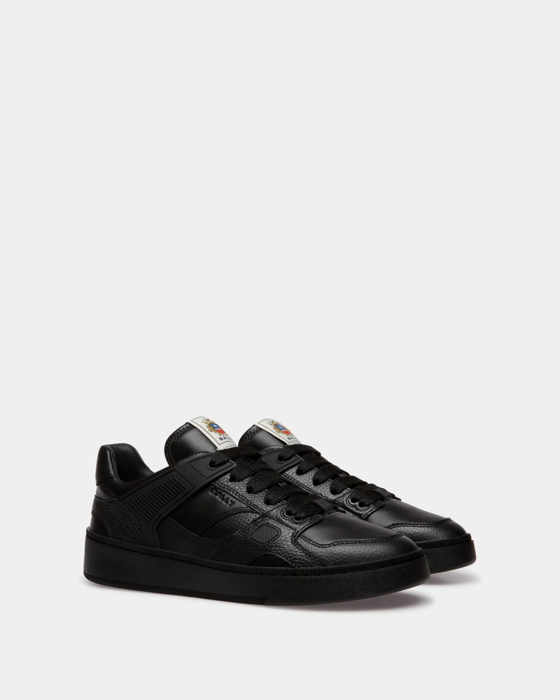 Raise Sneaker in Black Leather