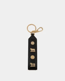 Swissness Keychain With Studs In Black Leather