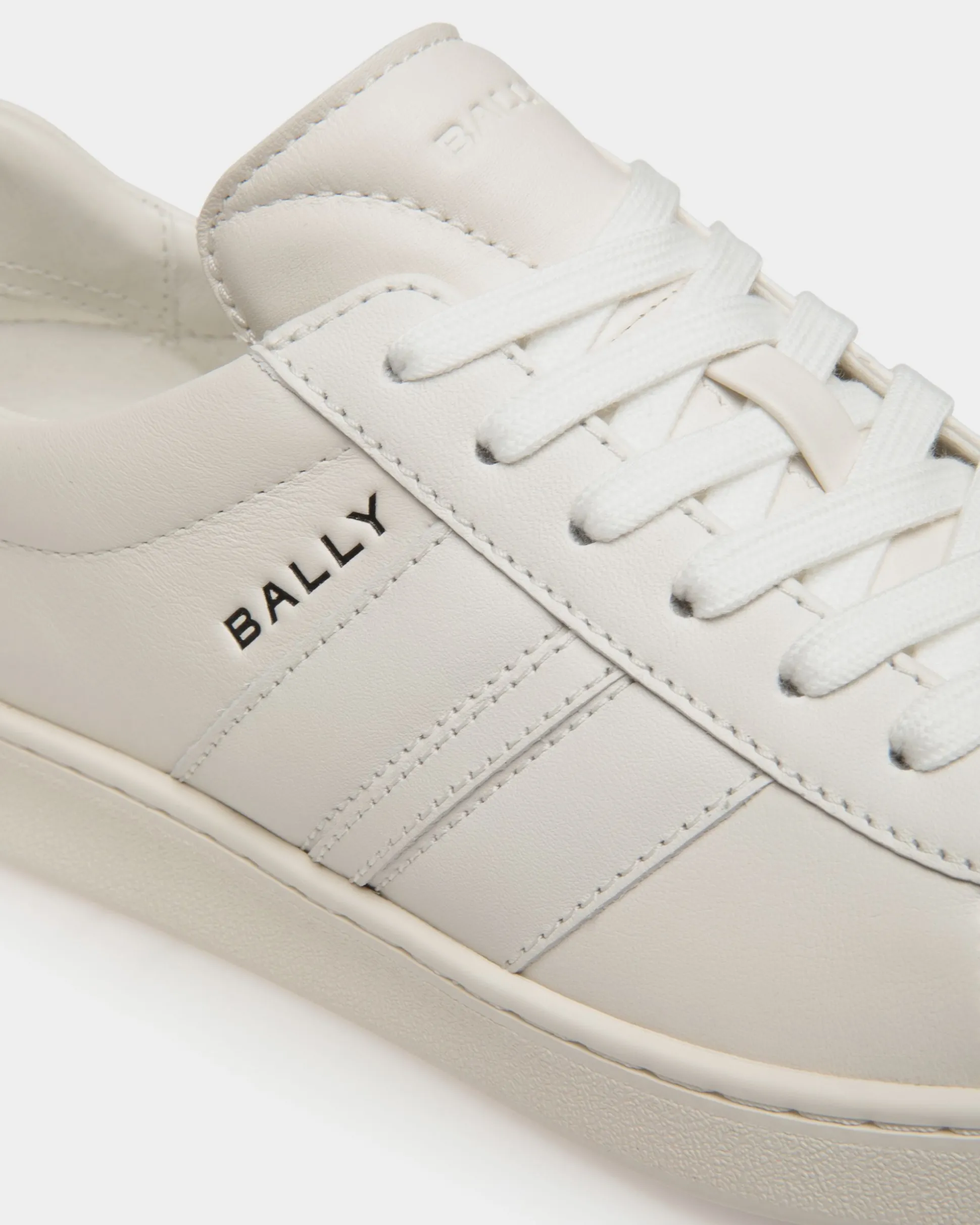 Tennis Sneaker In White Leather